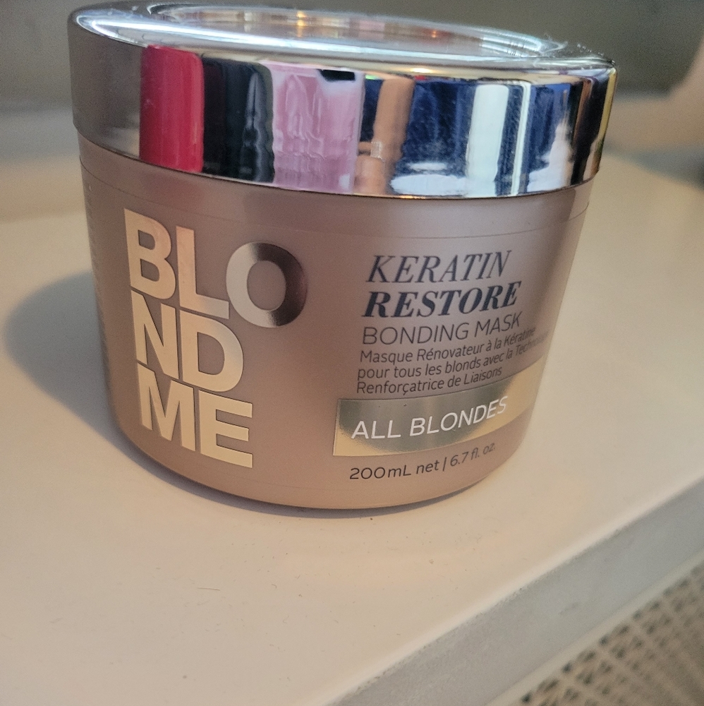 Schwarzkopf Keratin Restore Blonding Hair Mask